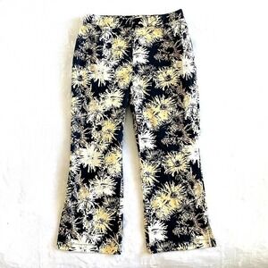 Geoffrey Beene Sport | Black & Yellow Floral Cropped Pants | Size: 4